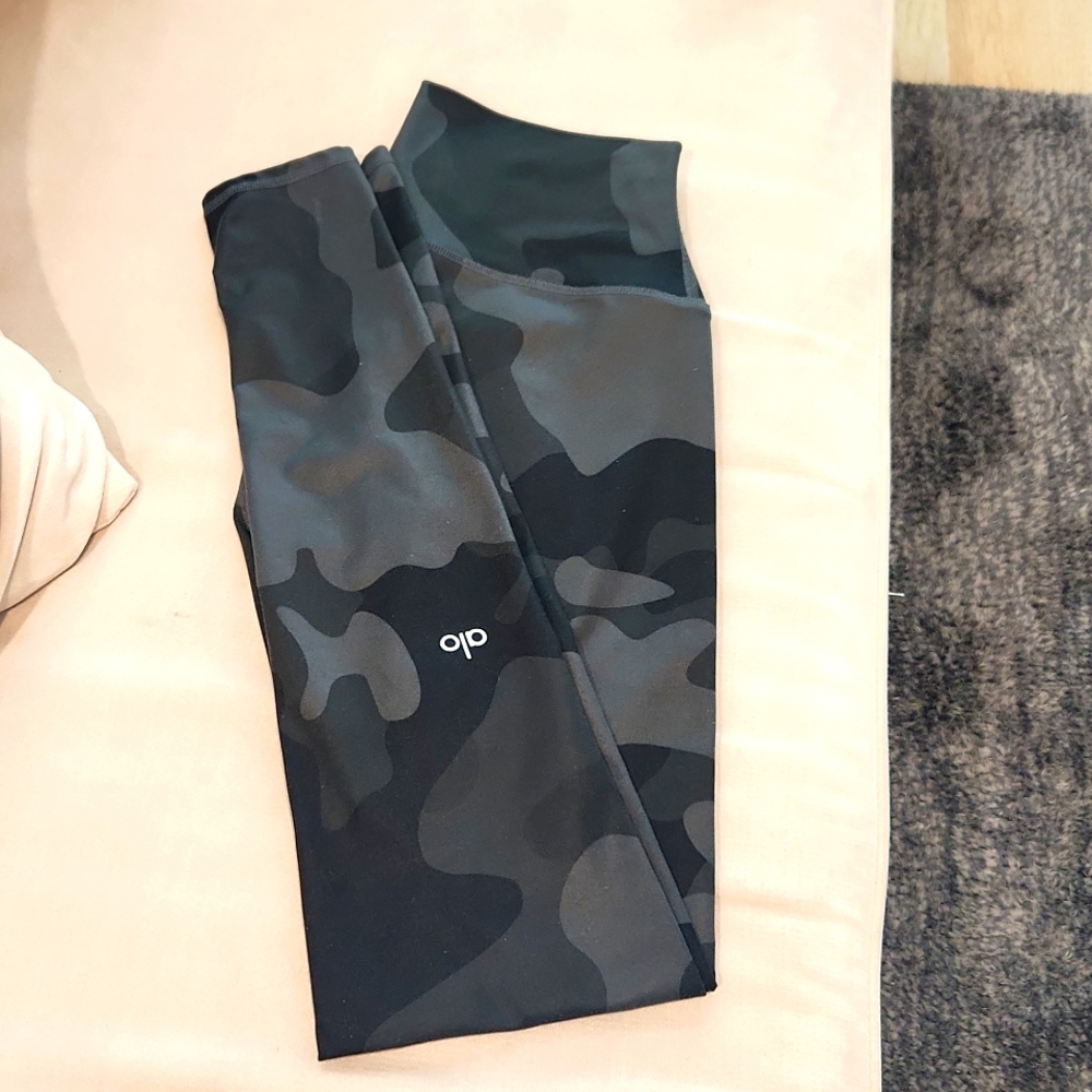 Alo leggings